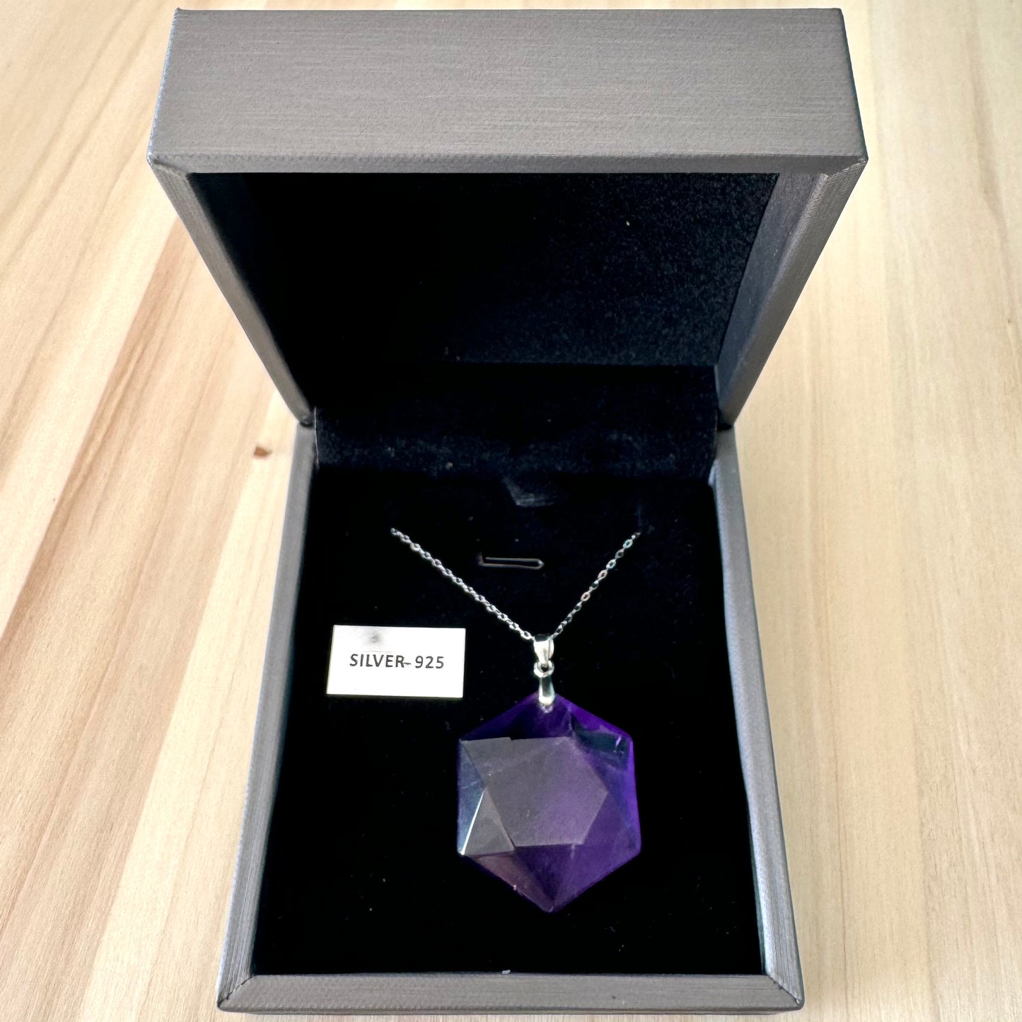 Colgante de Plata con Amatista Hexagonal || Relajación - Intuición