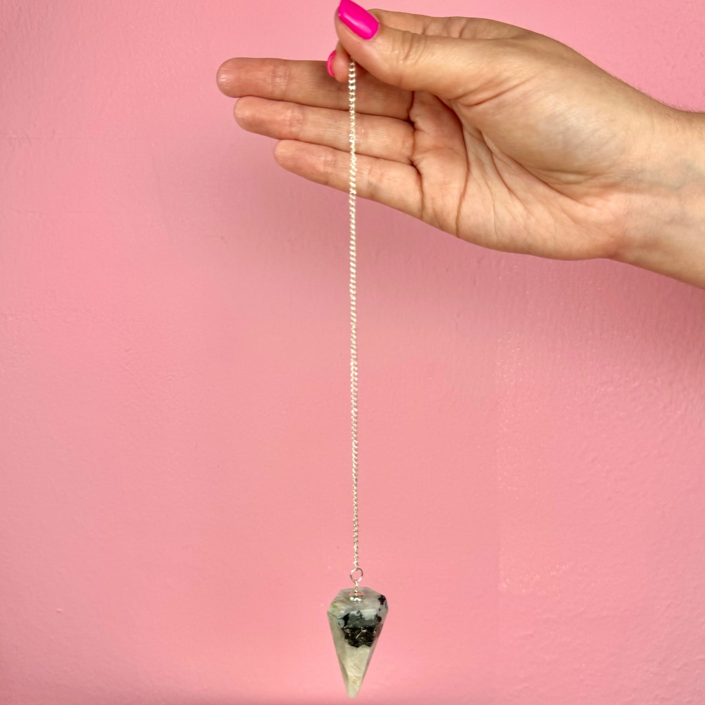 Péndulo de Piedra Luna || Limpieza - Energía Femenina
