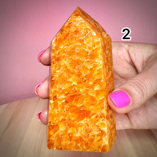 Punta Pulida Calcita Naranja Calidad Extra - PIEZA 2 || Alegría - Creatividad