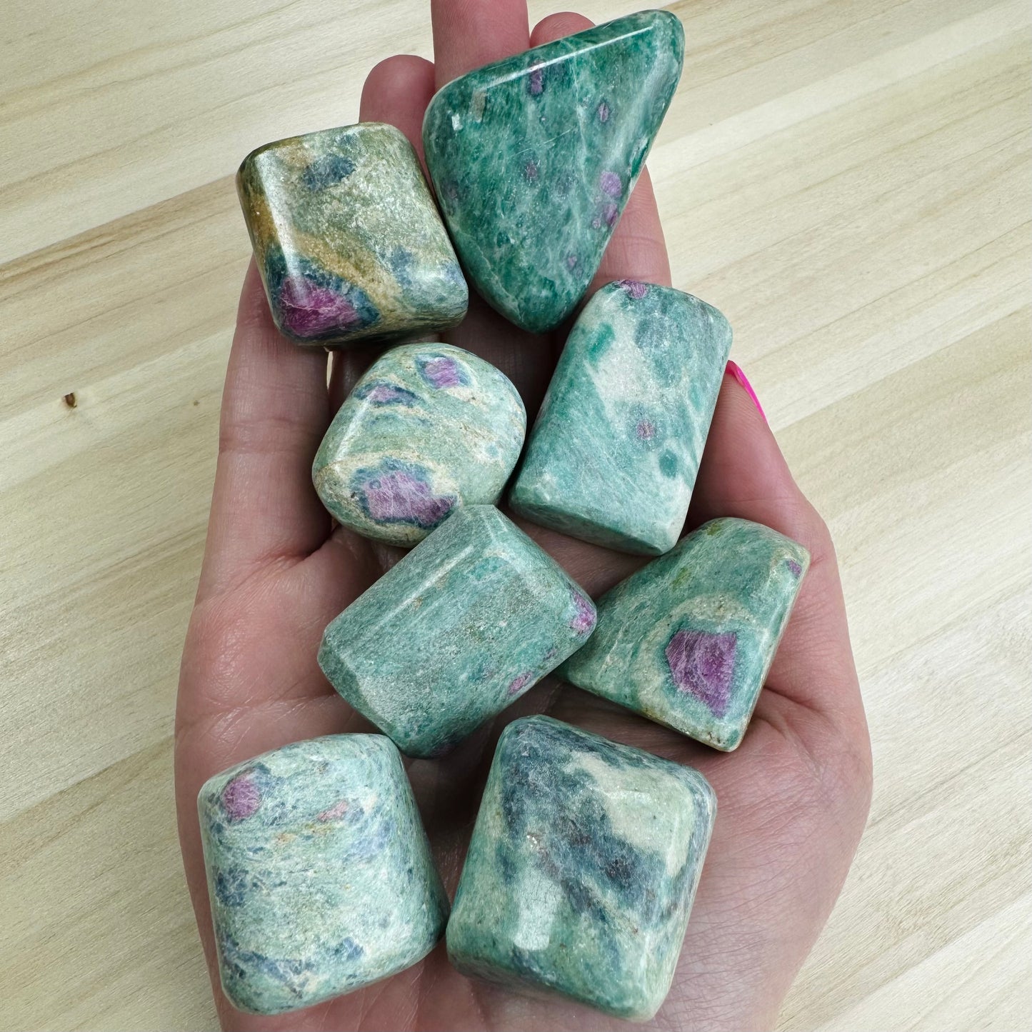 Zoisita con Rubí Rodado || Autenticidad - Pasión